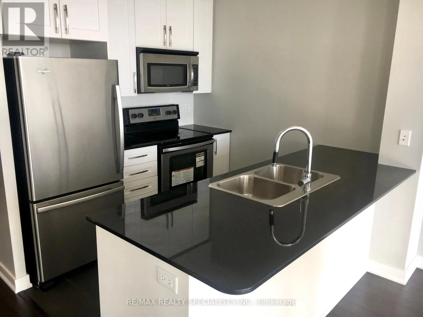 2805 - 4065 BRICKSTONE MEWS