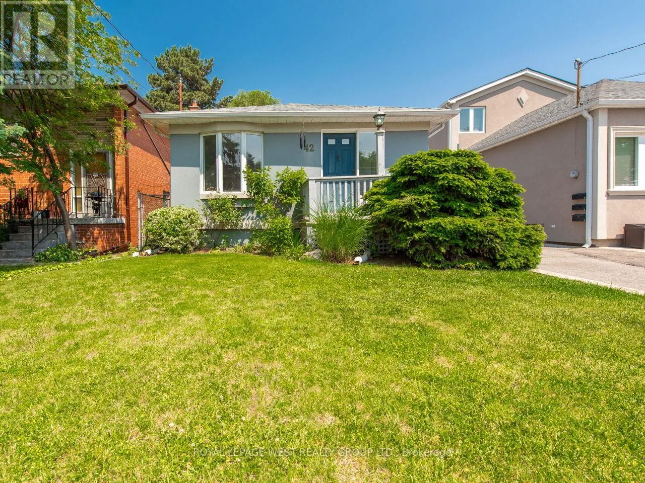42 TILDEN CRESCENT N