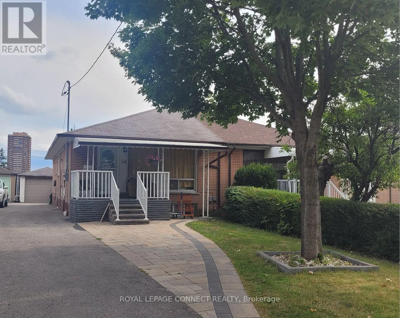 54 FOXRUN AVENUE