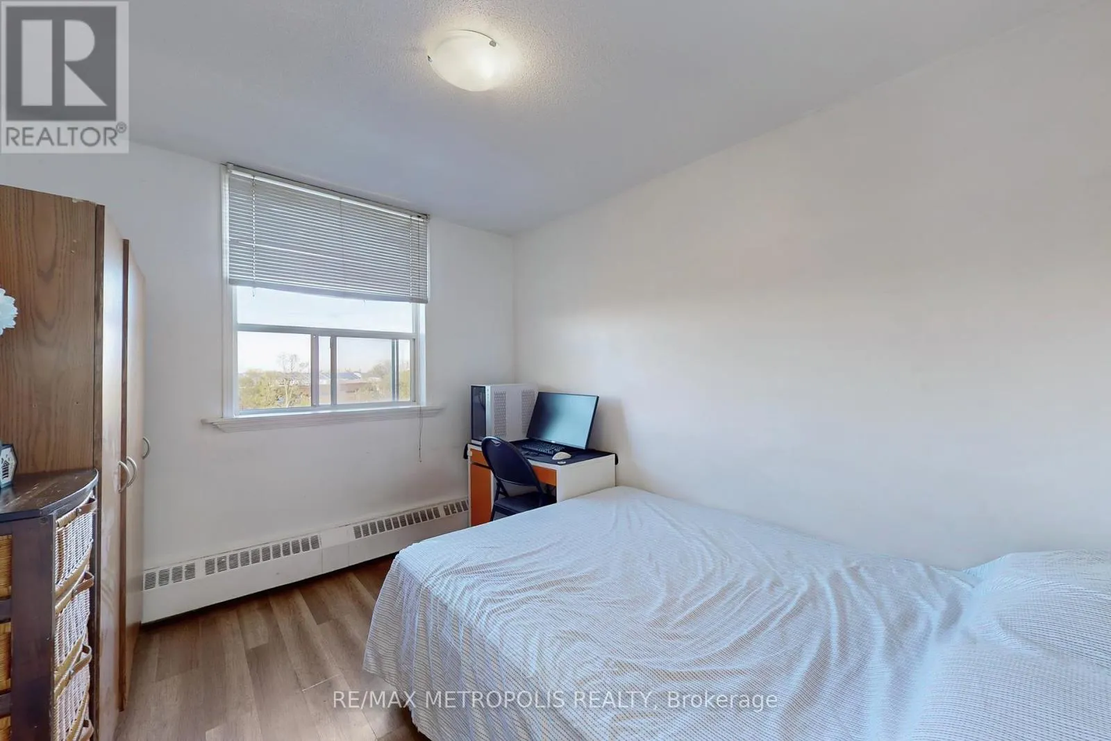 809 - 80 GRANDRAVINE DRIVE