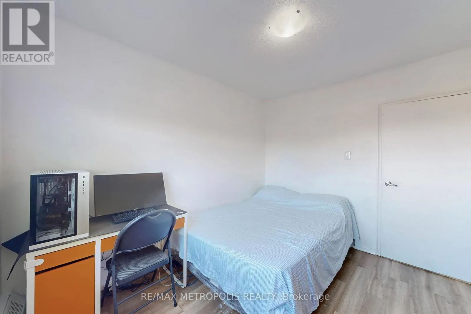 809 - 80 GRANDRAVINE DRIVE