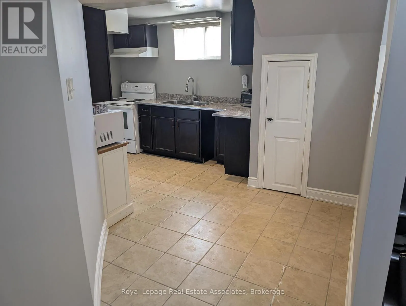 BSMT - 36 SPICEBUSH TERRACE