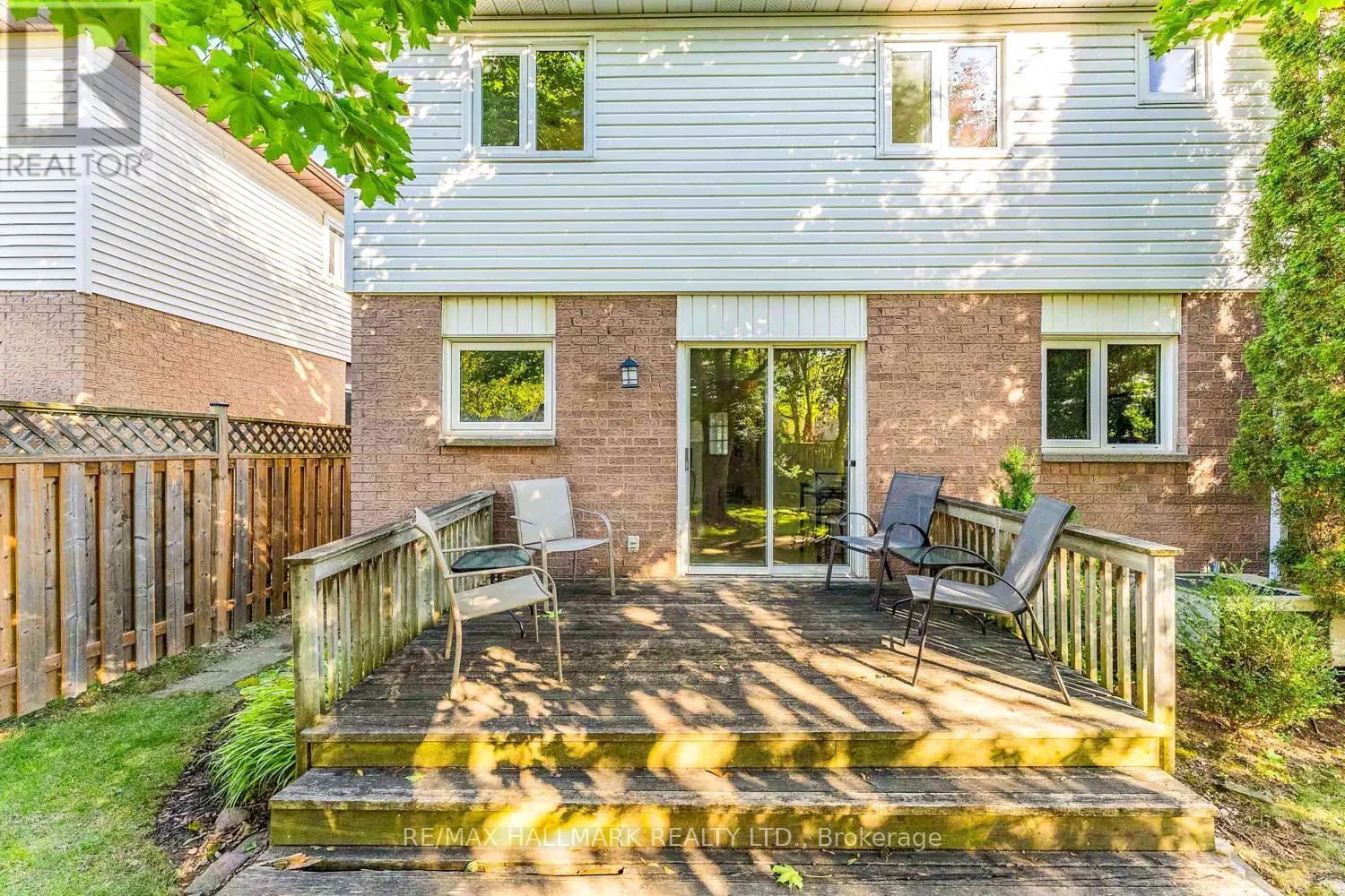 2143 HUNT CRESCENT