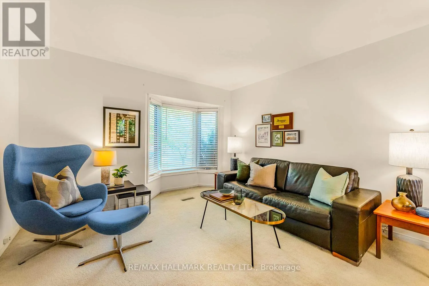 2143 HUNT CRESCENT