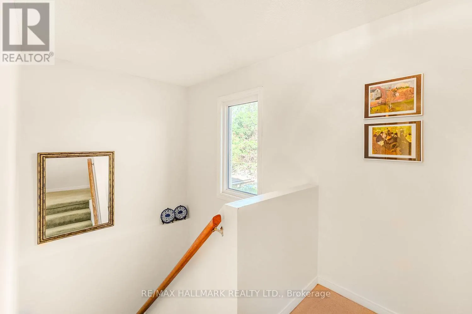 2143 HUNT CRESCENT