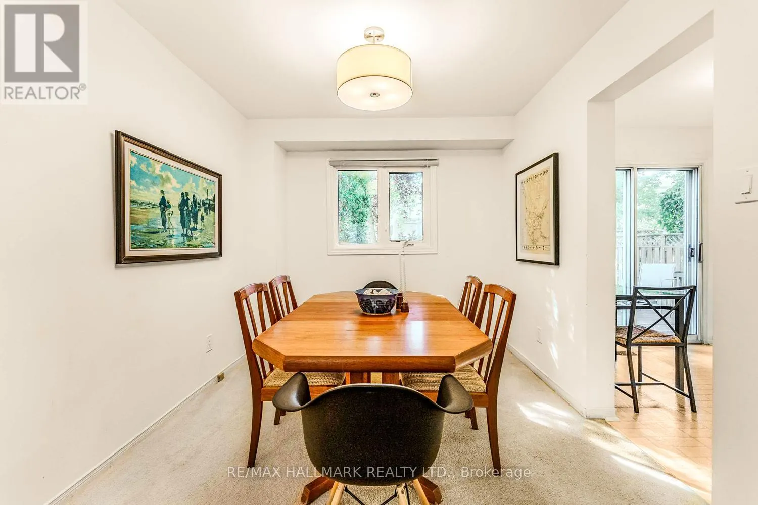2143 HUNT CRESCENT