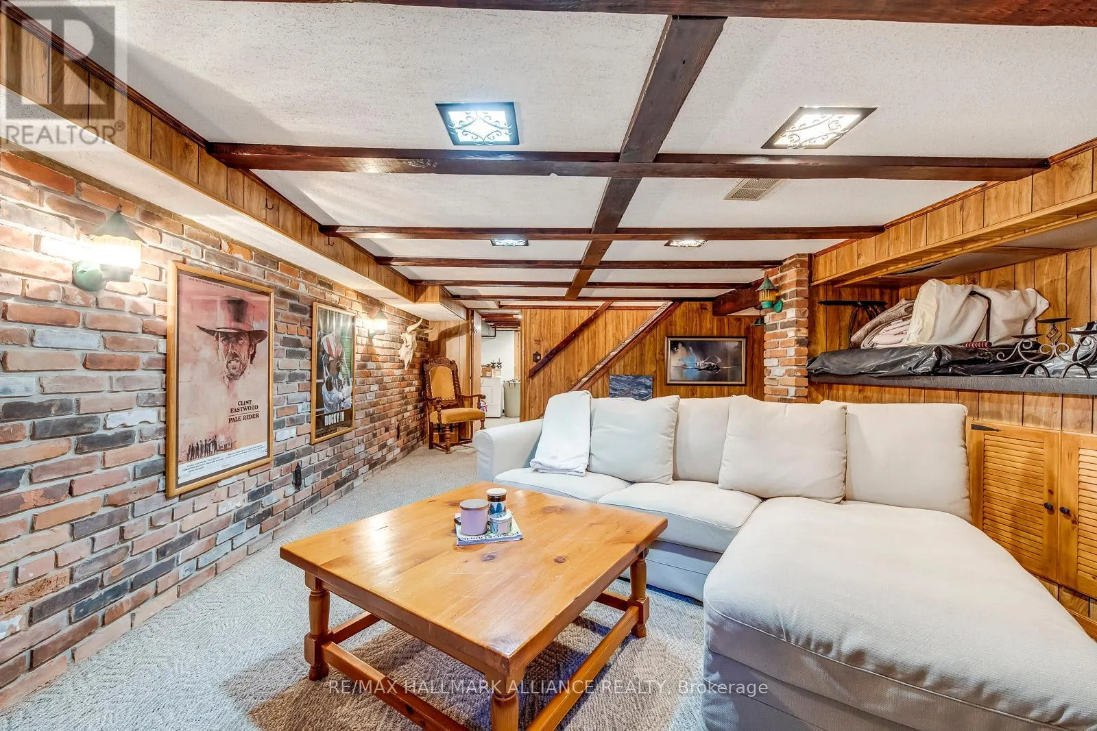4447 LAKESHORE ROAD