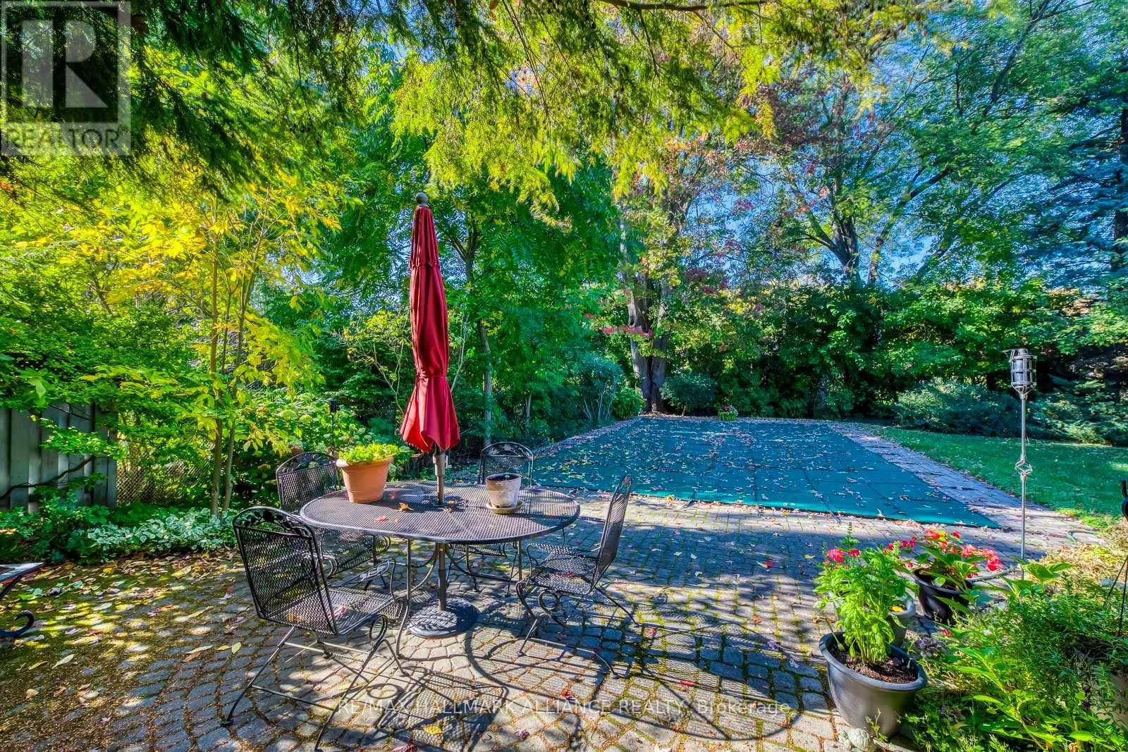 4447 LAKESHORE ROAD