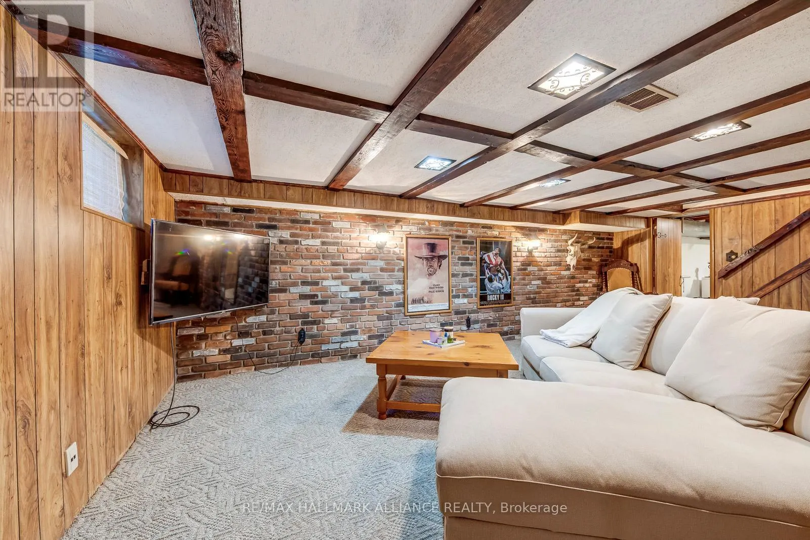 4447 LAKESHORE ROAD