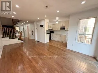 55 RAVENSCLIFFE COURT