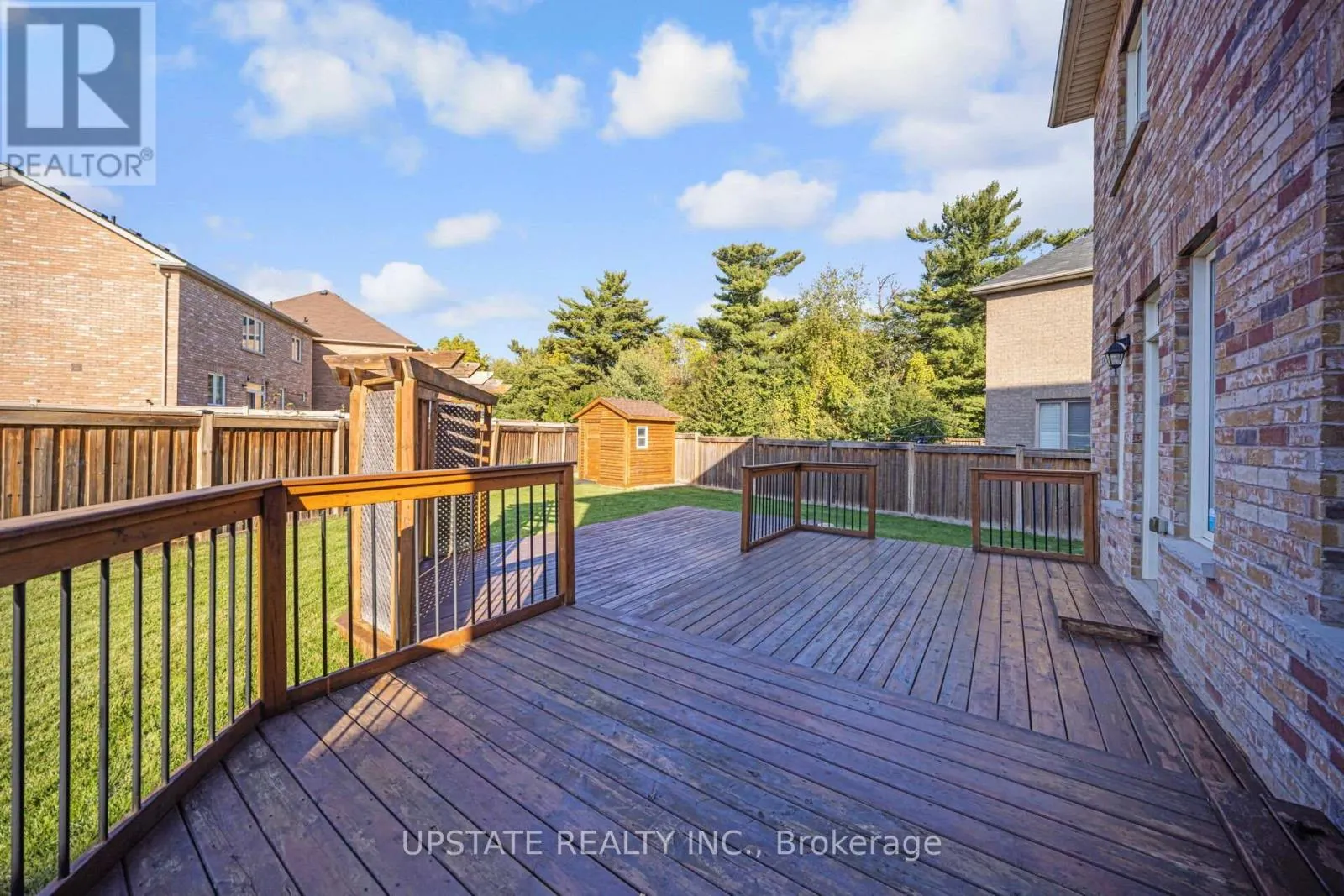 66 GEORGE ROBINSON DRIVE