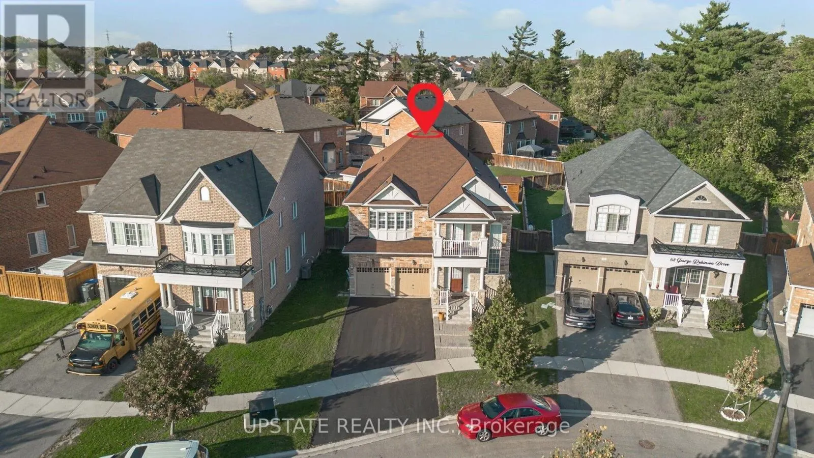 66 GEORGE ROBINSON DRIVE