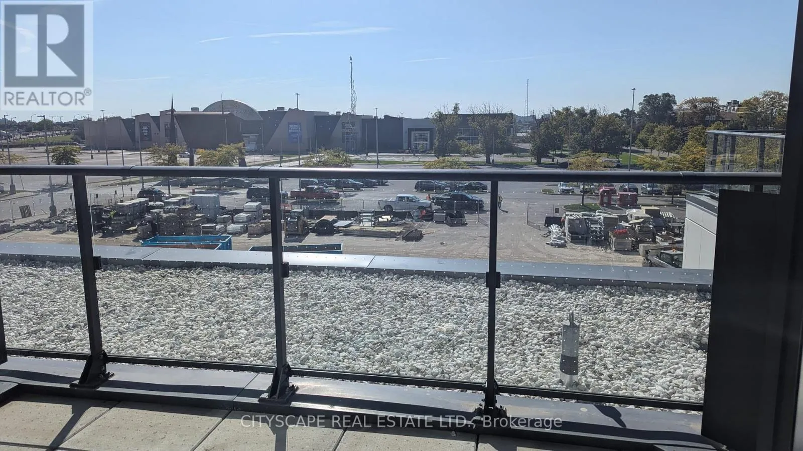 209 - 1037 QUEENSWAY