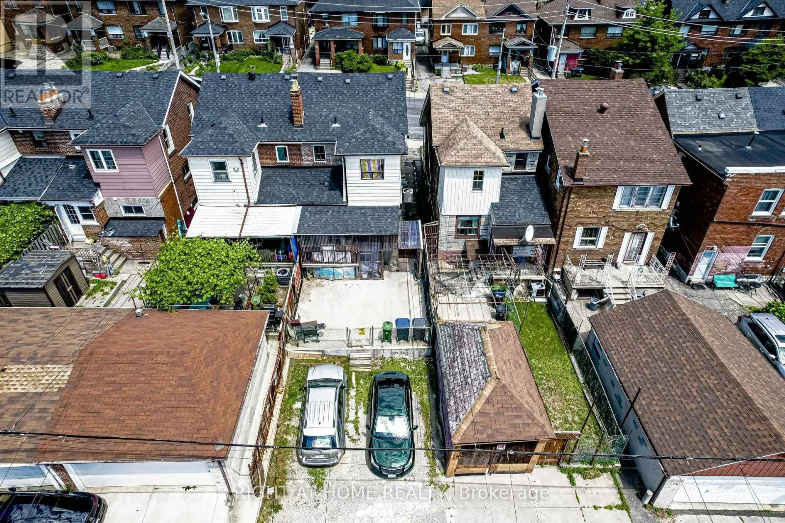 1994 DUFFERIN STREET