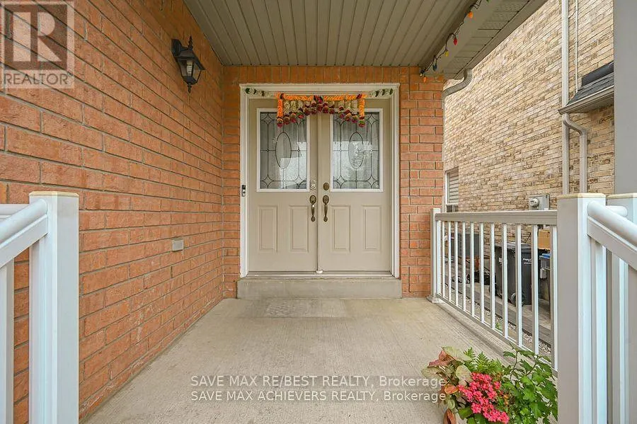 21 RIVERPLACE CRESCENT