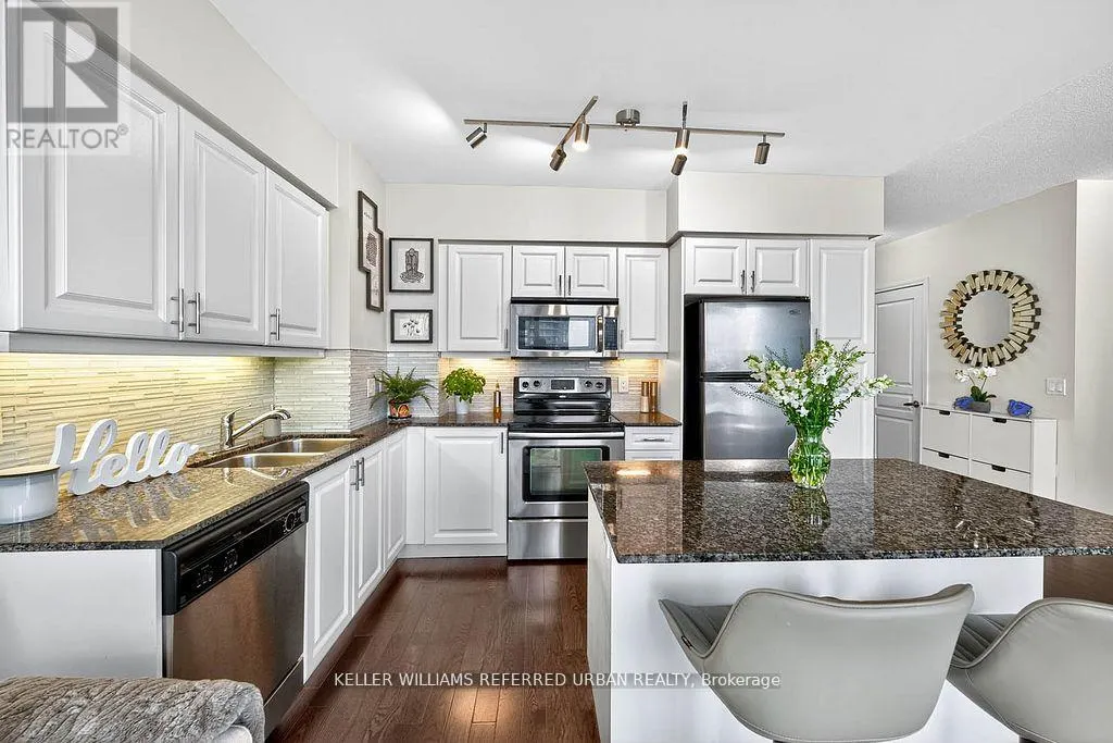 2305 - 15 LEGION ROAD