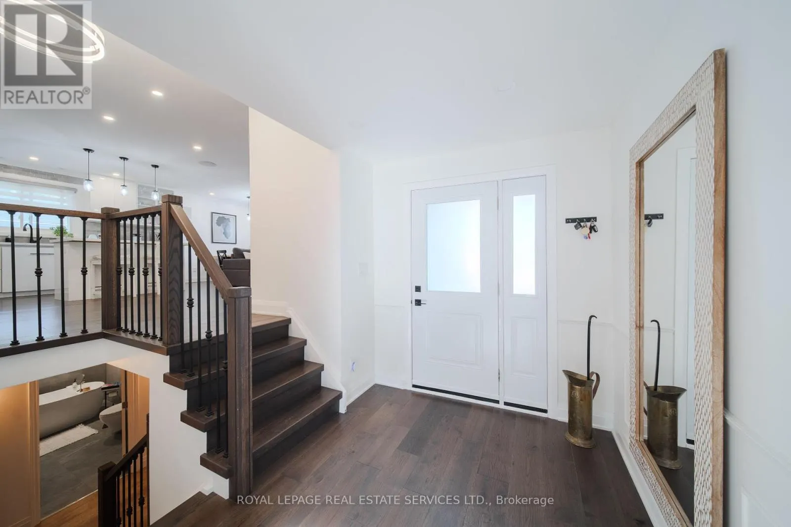 260 ORIOLE COURT