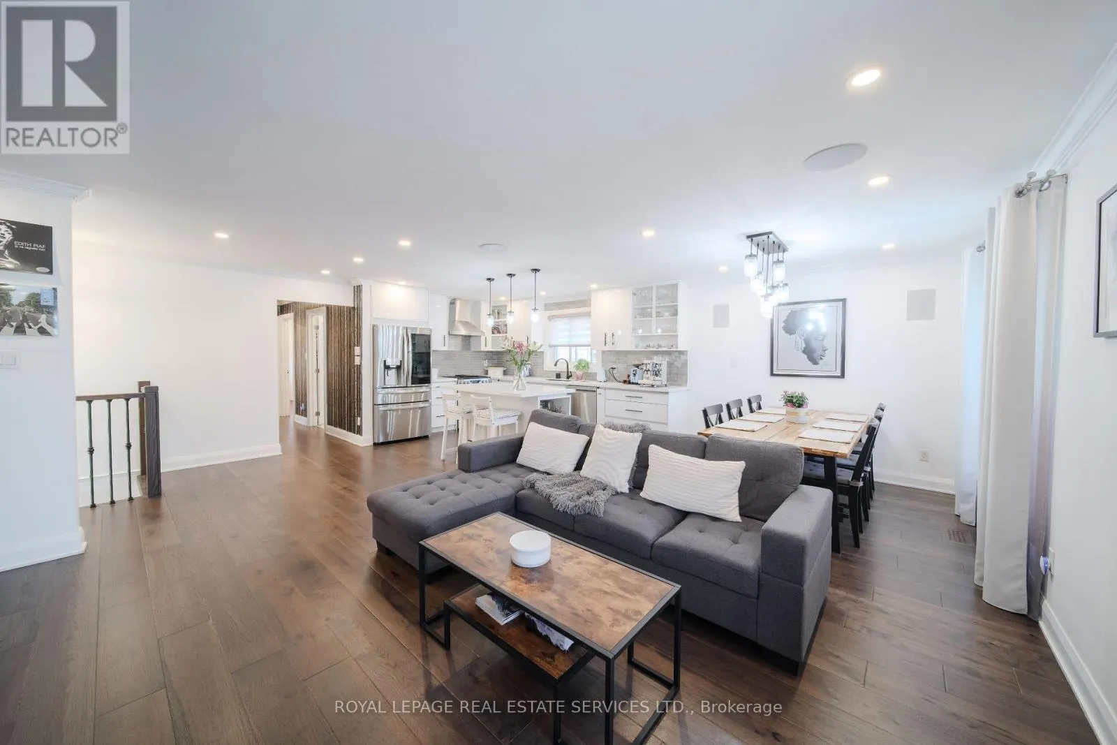 260 ORIOLE COURT