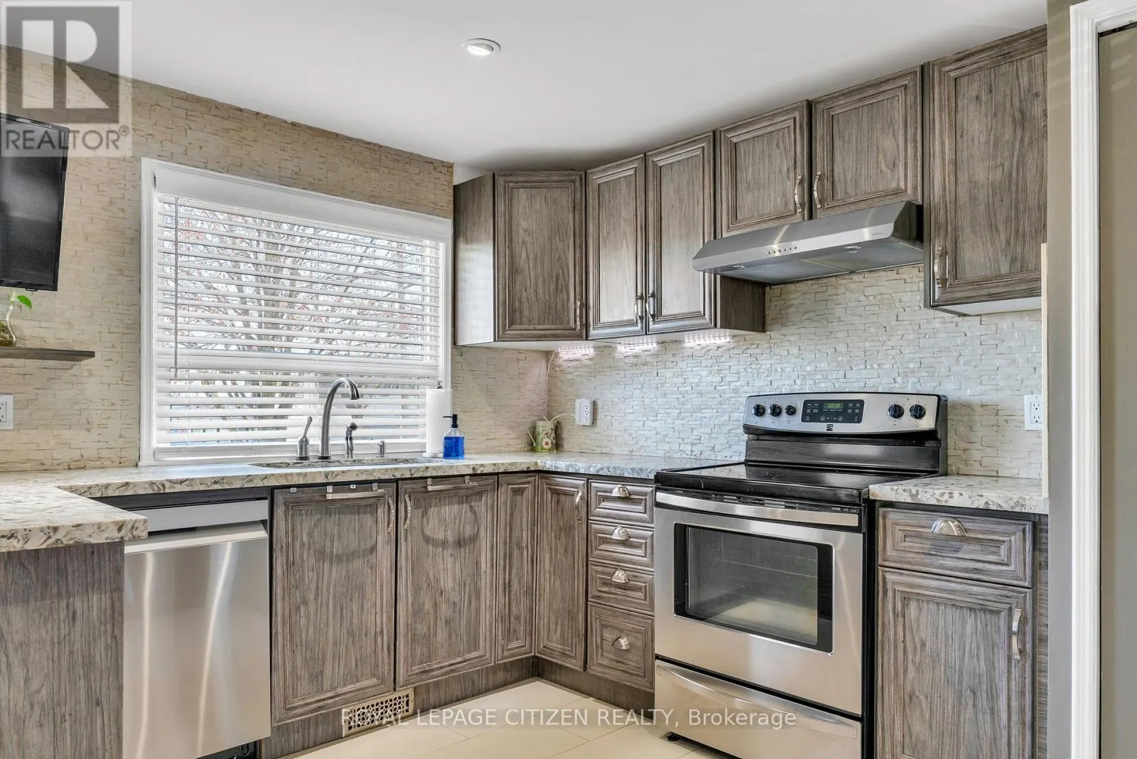 7567 WILDFERN DRIVE