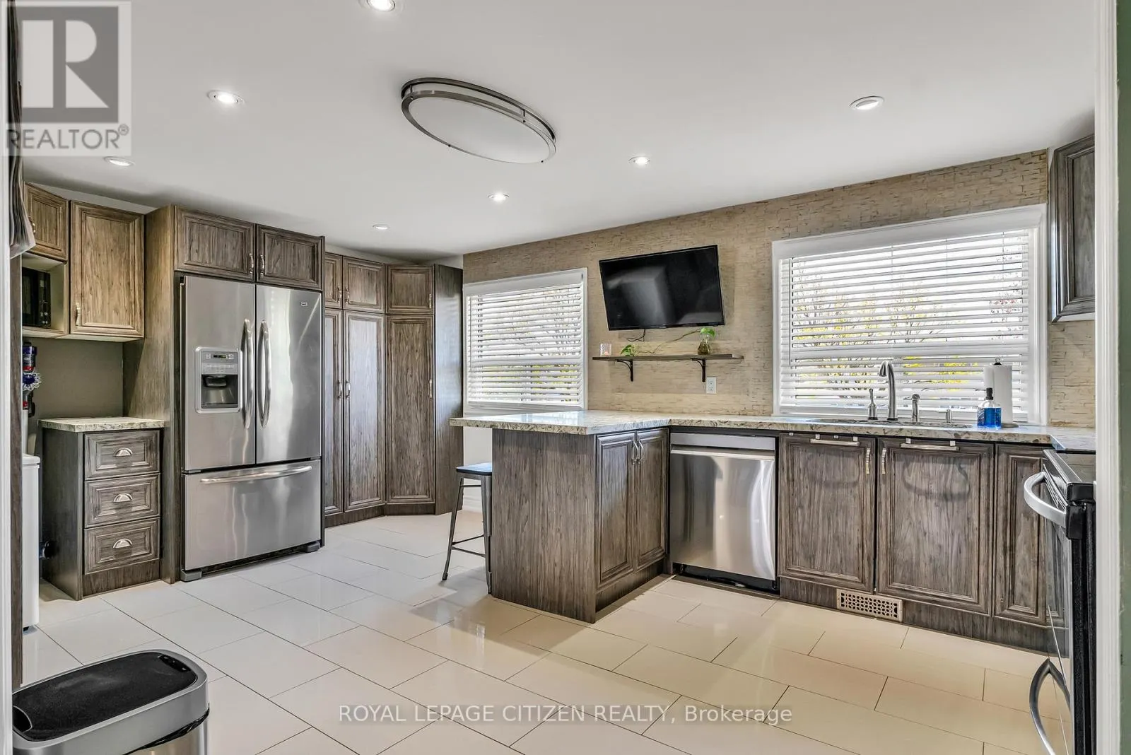 7567 WILDFERN DRIVE