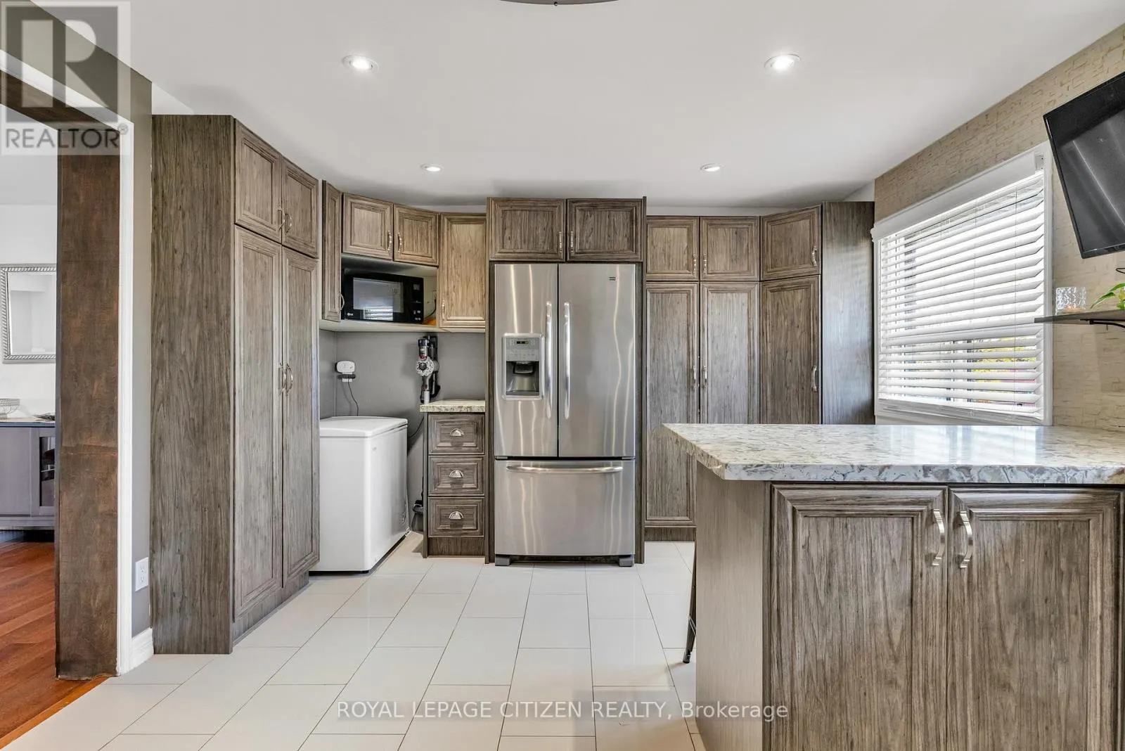 7567 WILDFERN DRIVE