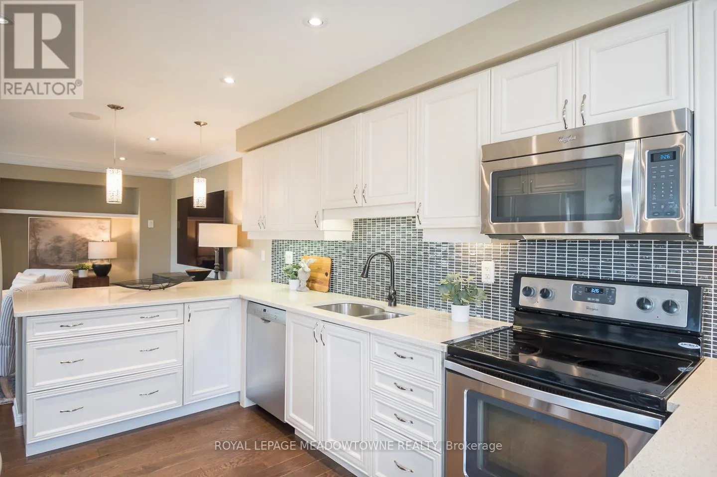 961 NADALIN HEIGHTS