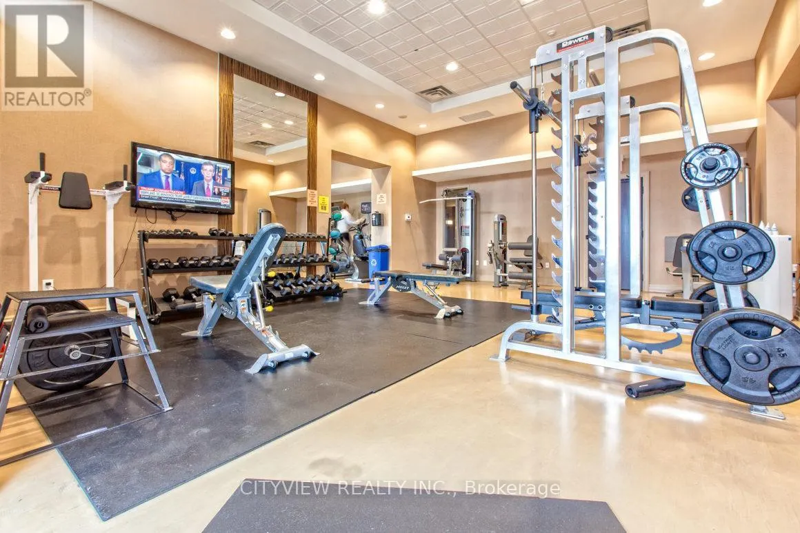 911 - 385 PRINCE OF WALES DRIVE