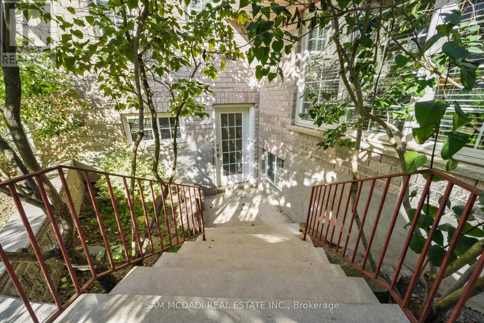724 ATOKA DRIVE
