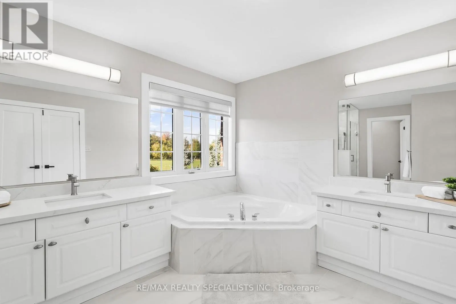 5095 PRESERVATION CIRCLE