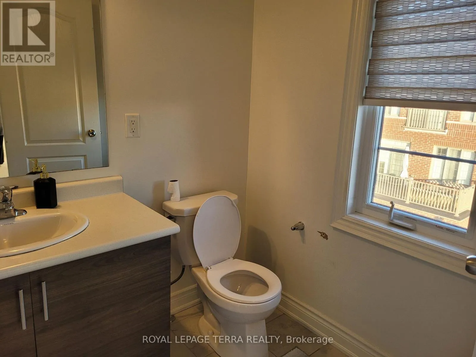 8694 FINANCIAL DRIVE