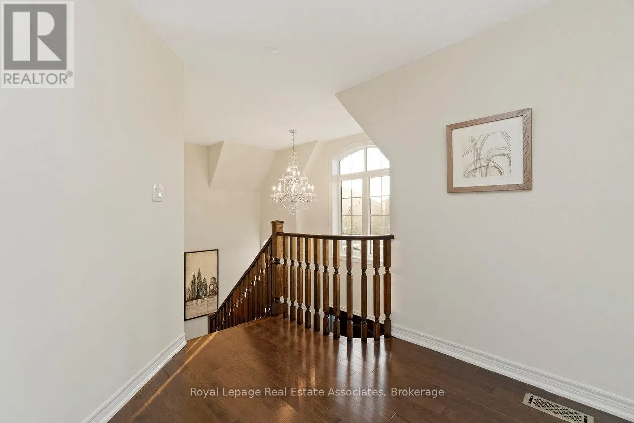 68 JOLANA CRESCENT