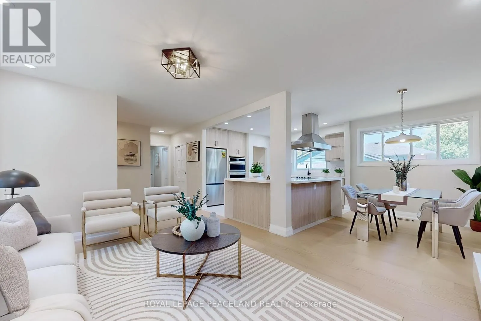 1223 REDBANK CRESCENT