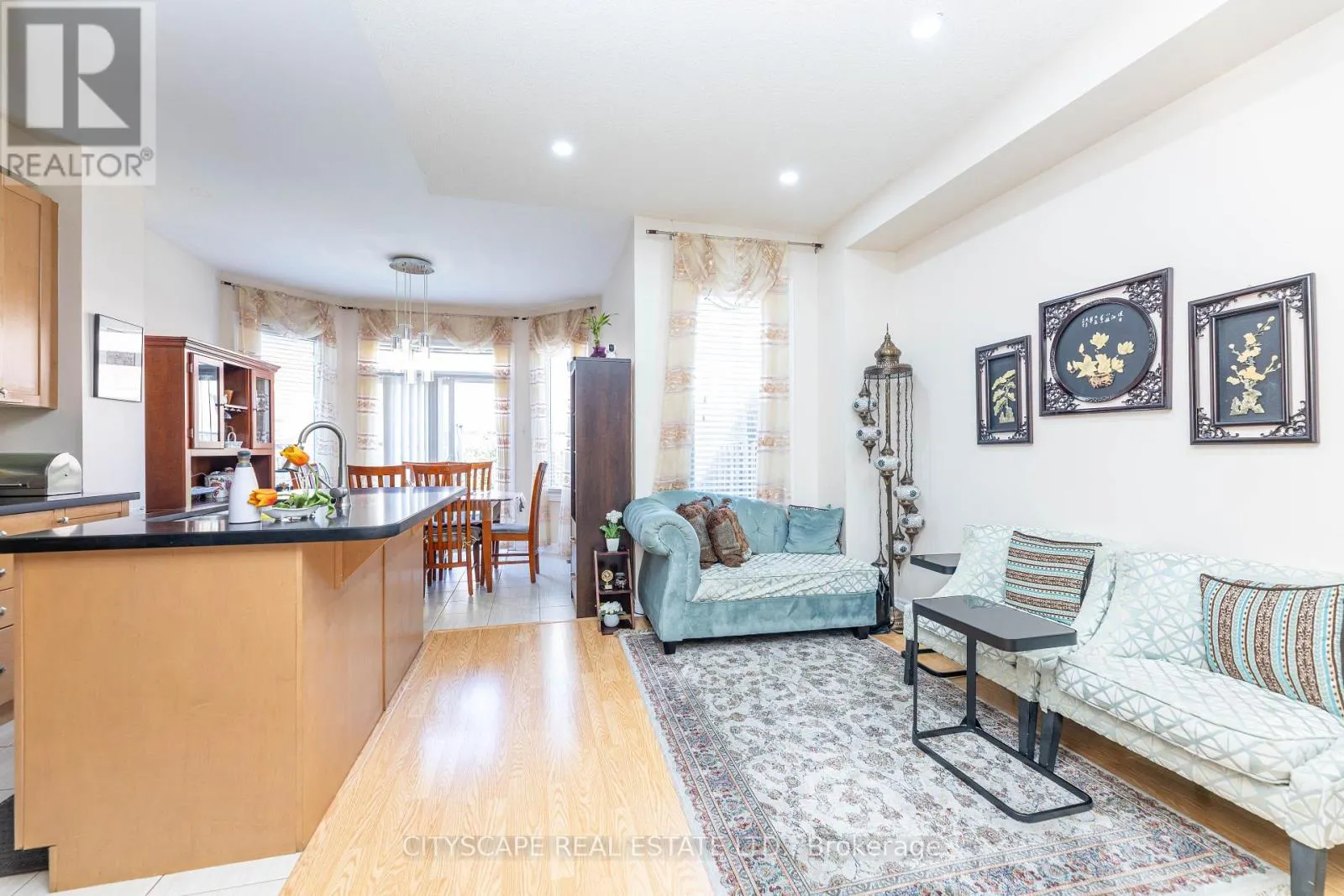 875 OASIS DRIVE