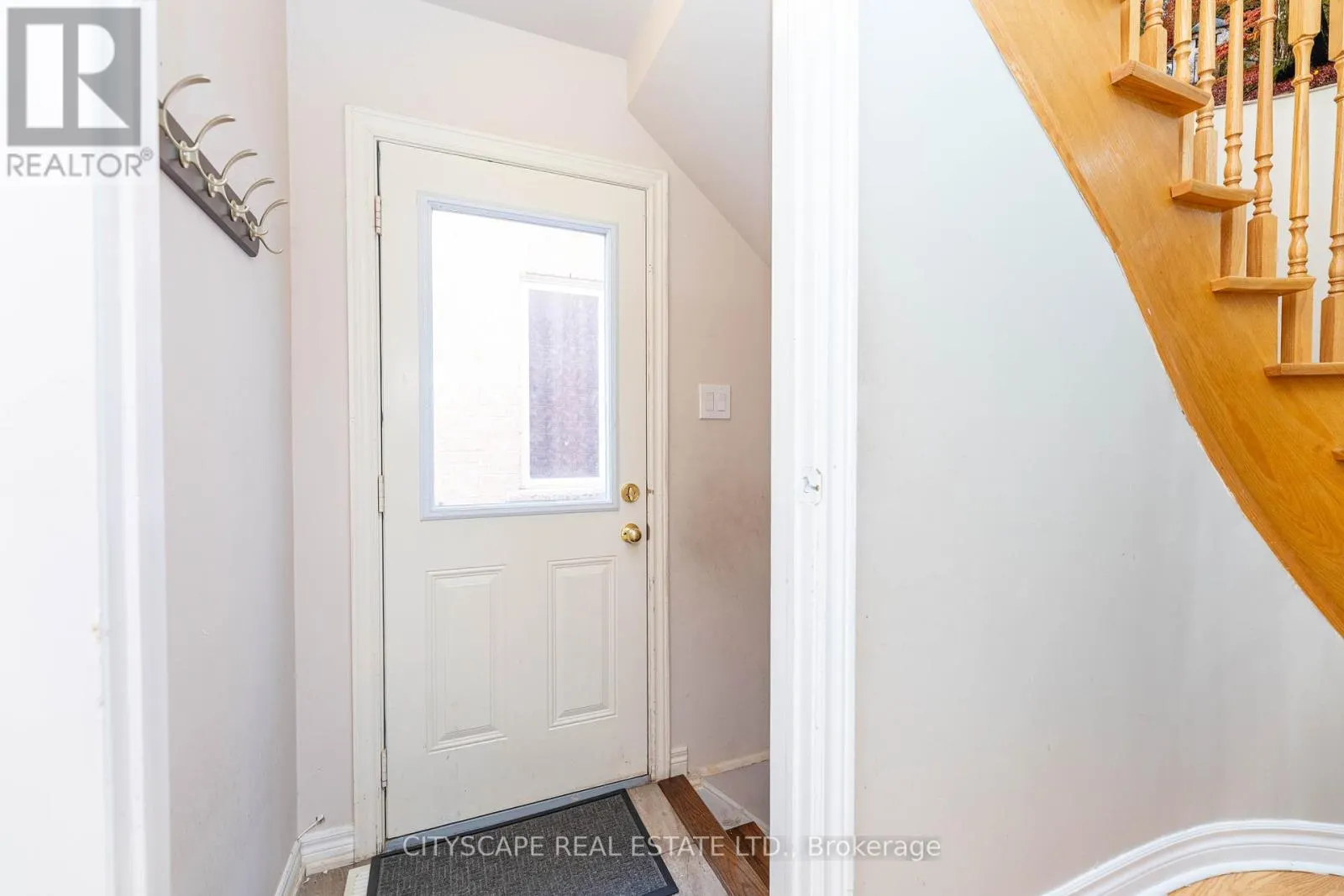 875 OASIS DRIVE