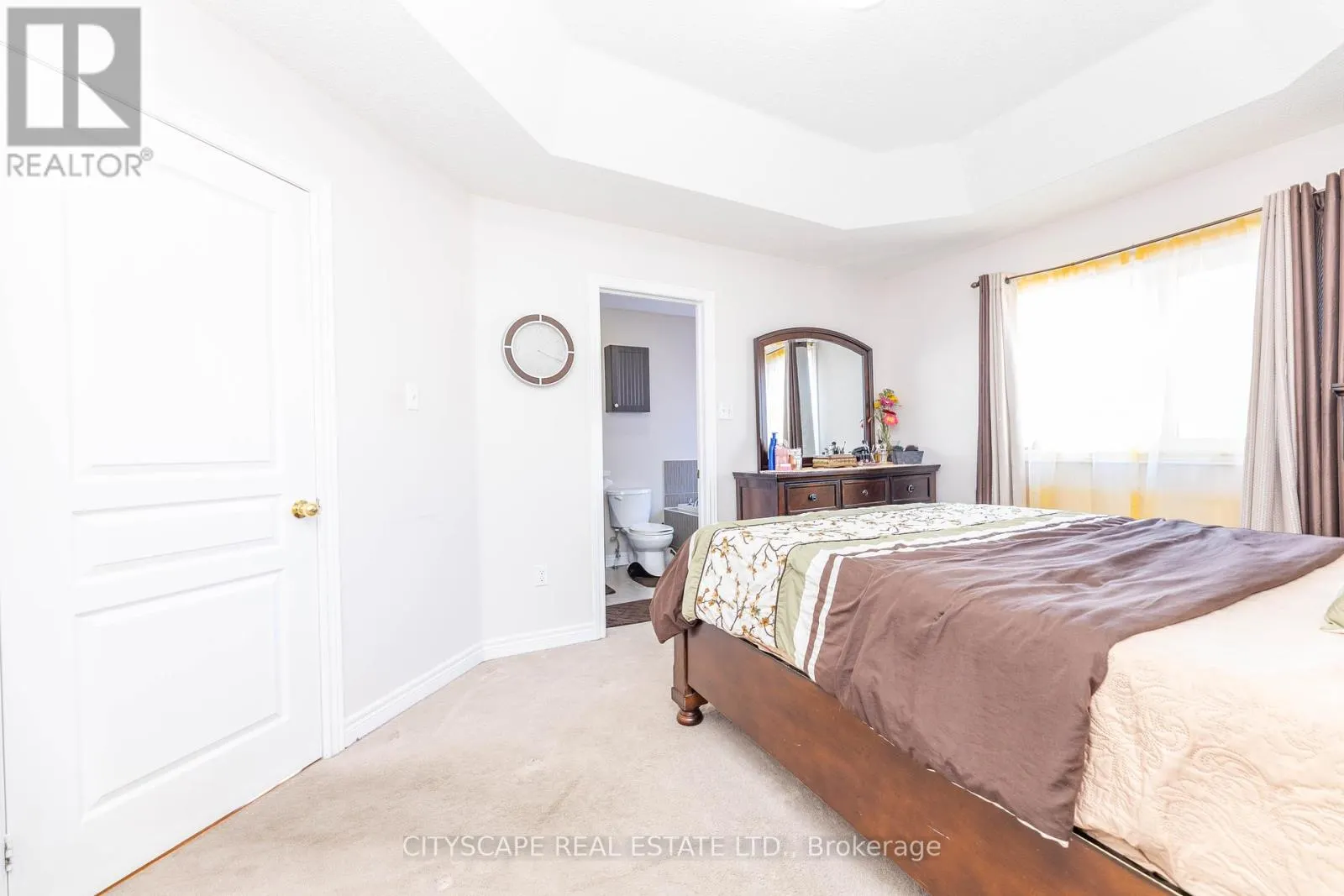 875 OASIS DRIVE