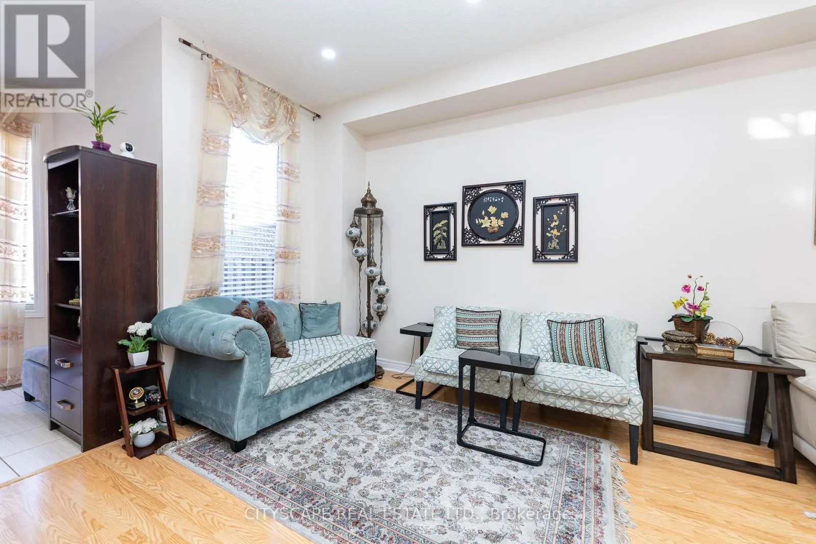 875 OASIS DRIVE