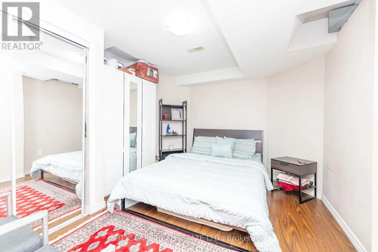 875 OASIS DRIVE