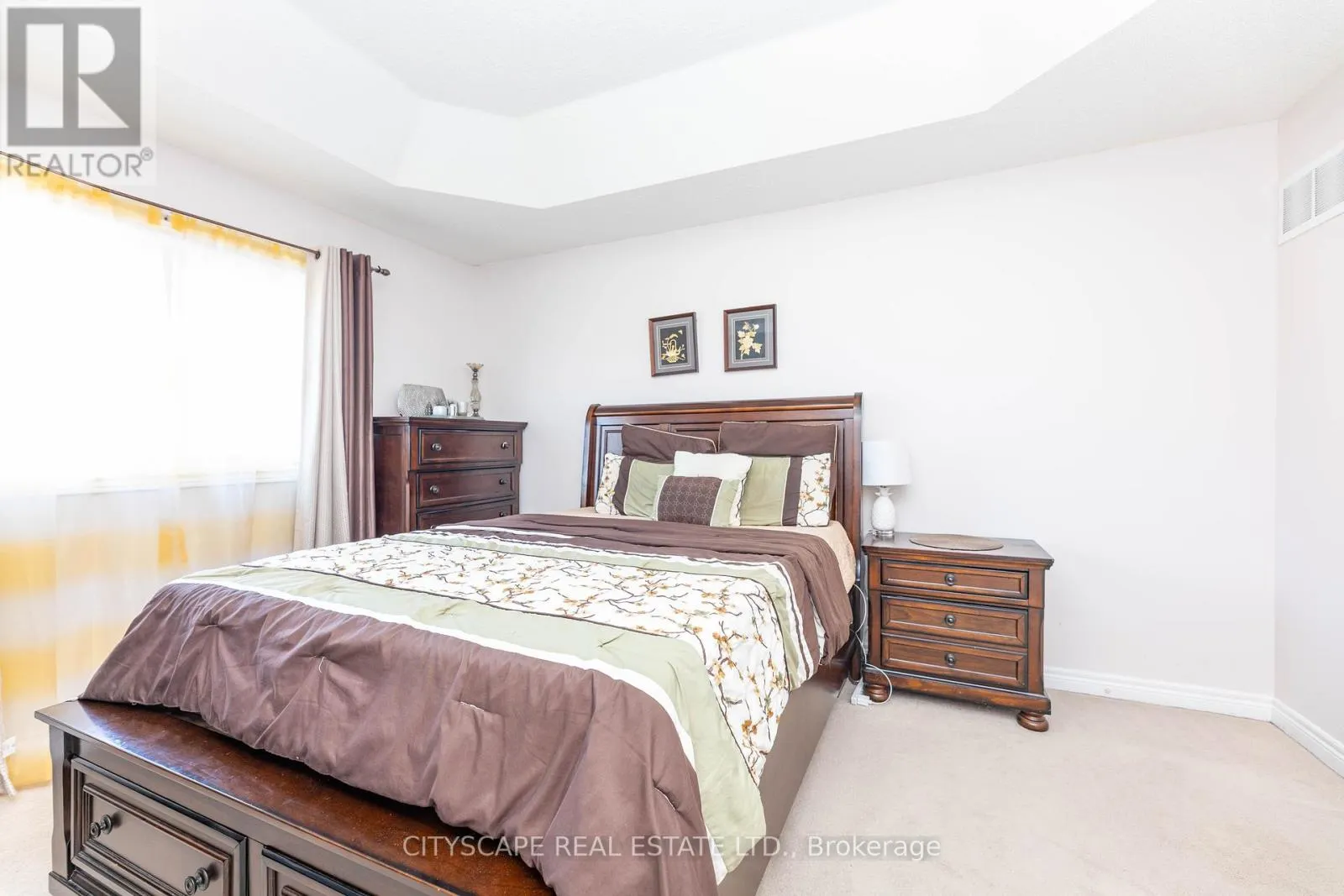 875 OASIS DRIVE