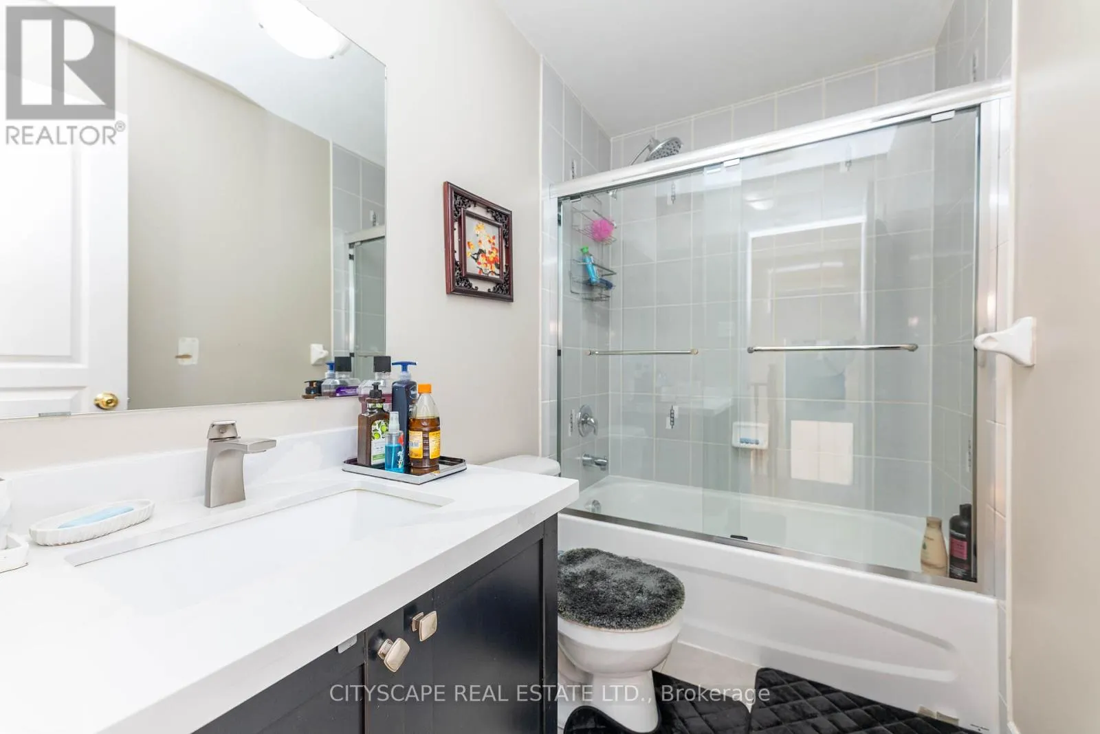 875 OASIS DRIVE