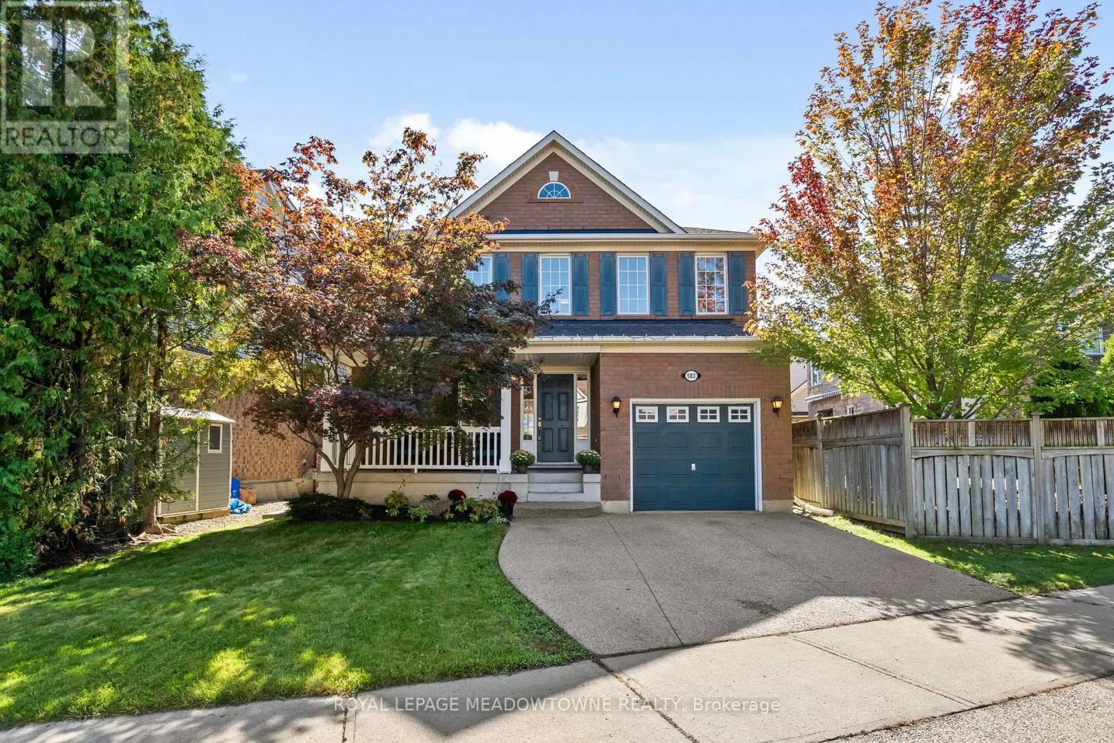 583 CAVERHILL CRESCENT