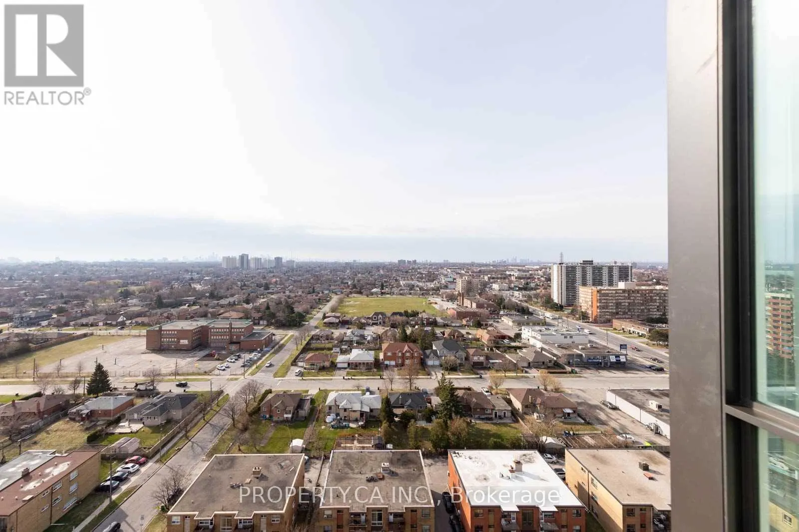 1914 - 800 LAWRENCE AVENUE W