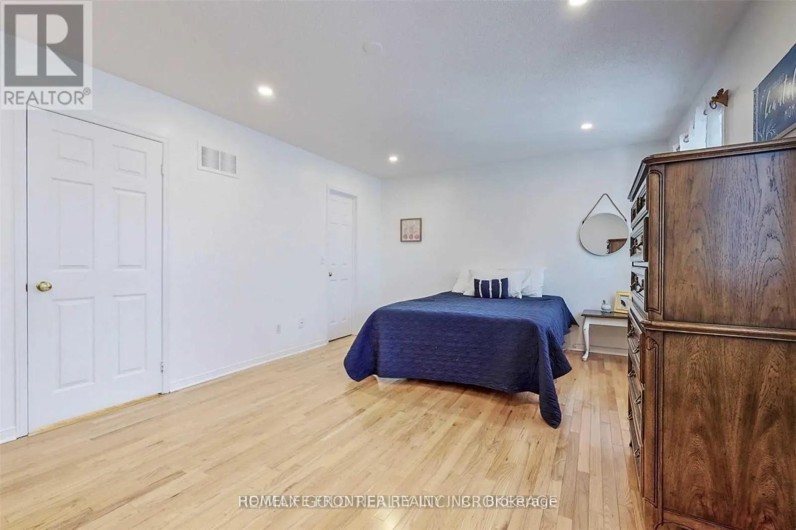 18 - 9 LANCEWOOD CRESCENT