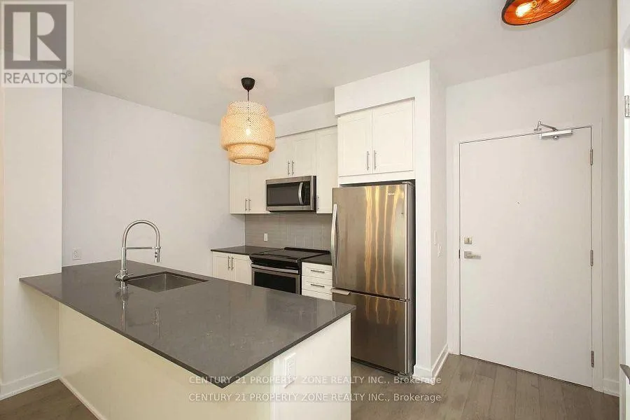 TH-17 - 4055 PARKSIDE VILLAGE DRIVE