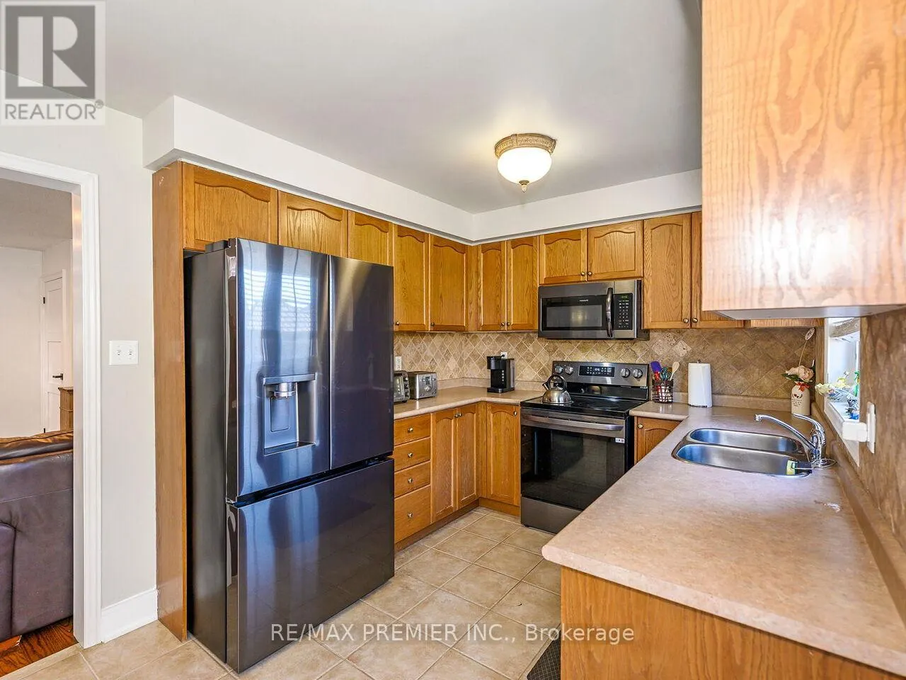 104 HUMBERSHED CRESCENT