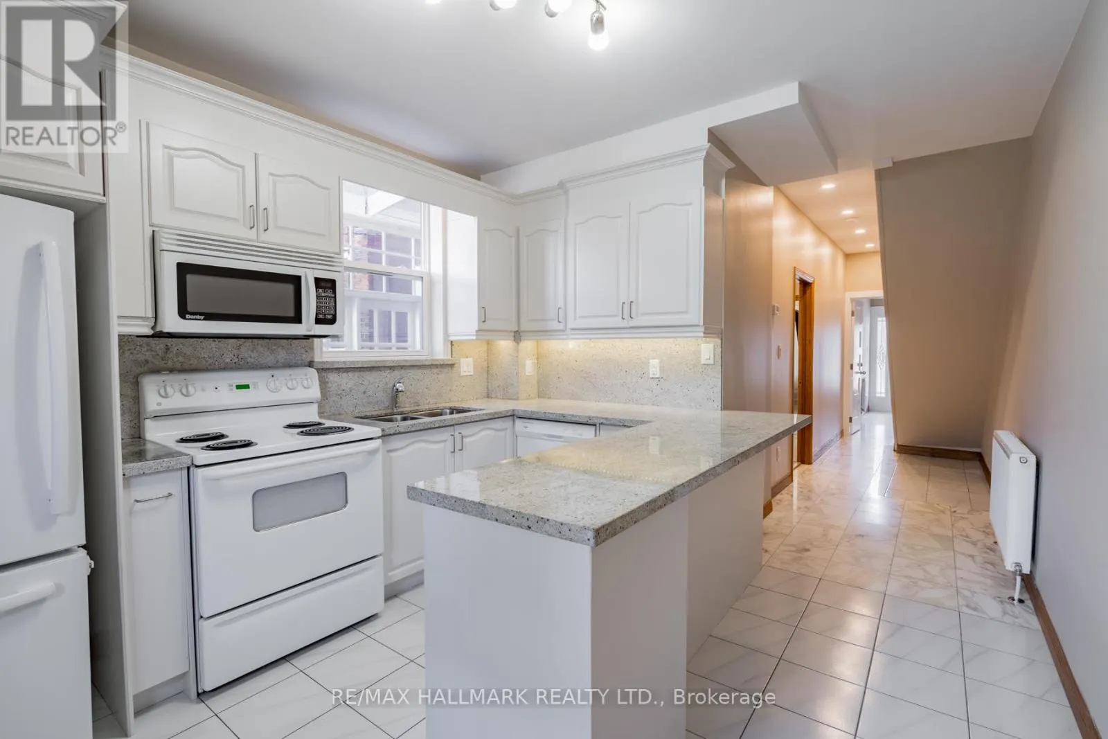 MAIN - 180 LANSDOWNE AVENUE