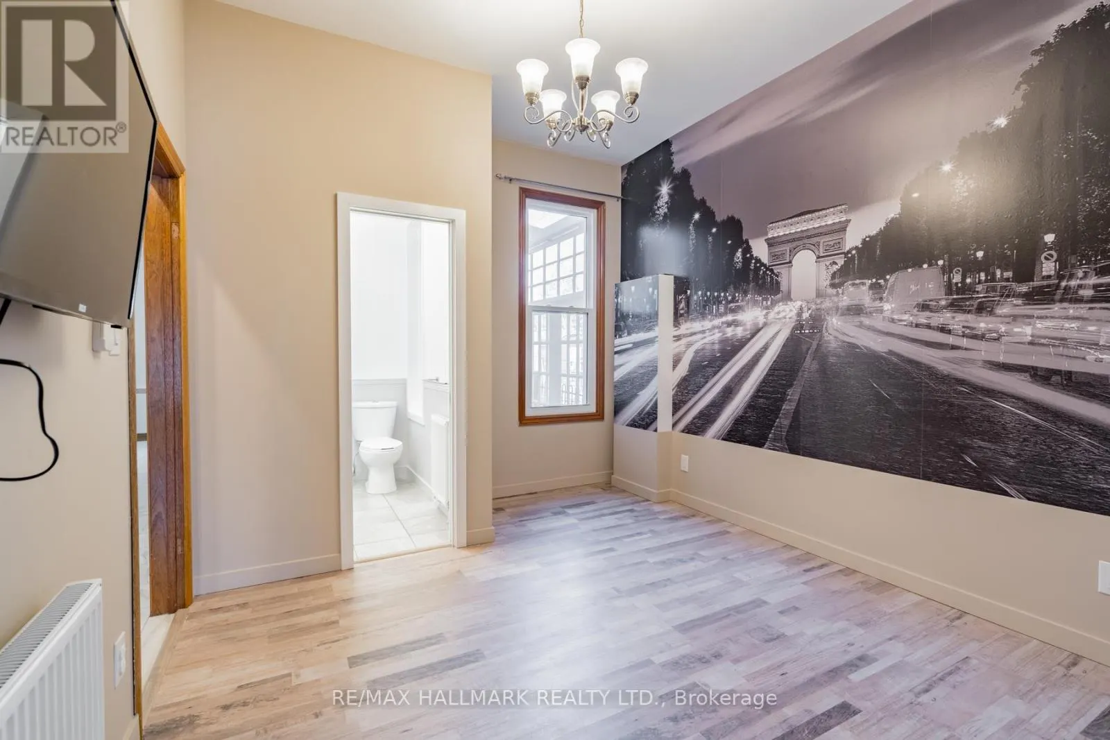 MAIN - 180 LANSDOWNE AVENUE