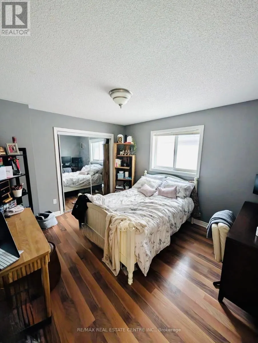 169 COOKE CRESCENT