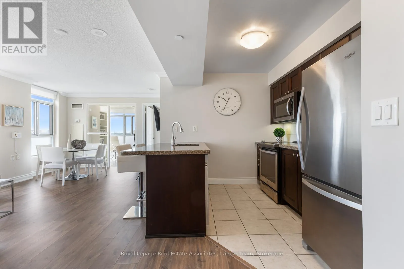 1108 - 3 MARINE PARADE DRIVE