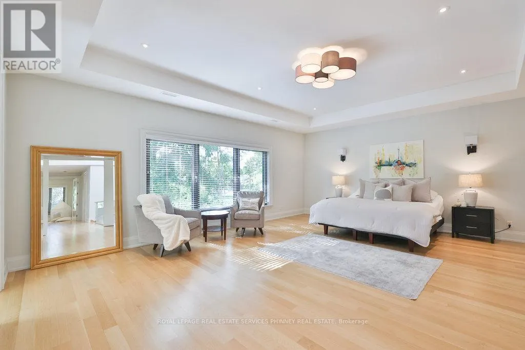 1456 APPLEWOOD ROAD