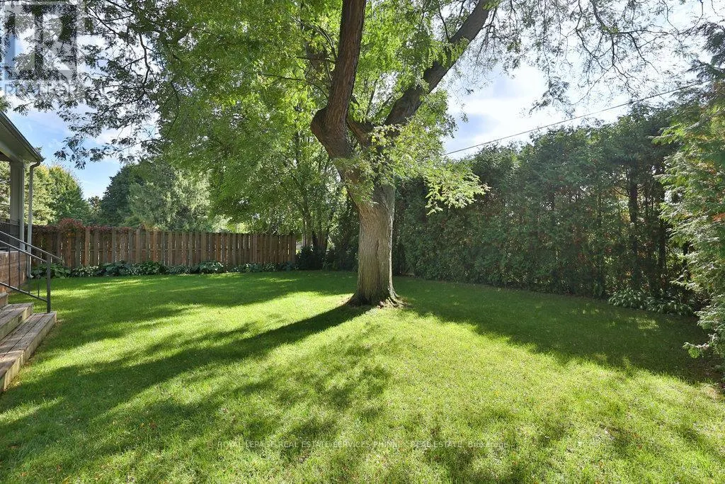 1456 APPLEWOOD ROAD